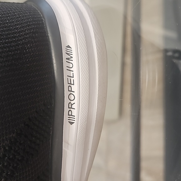 APL sneakers - Picture 7 of 7